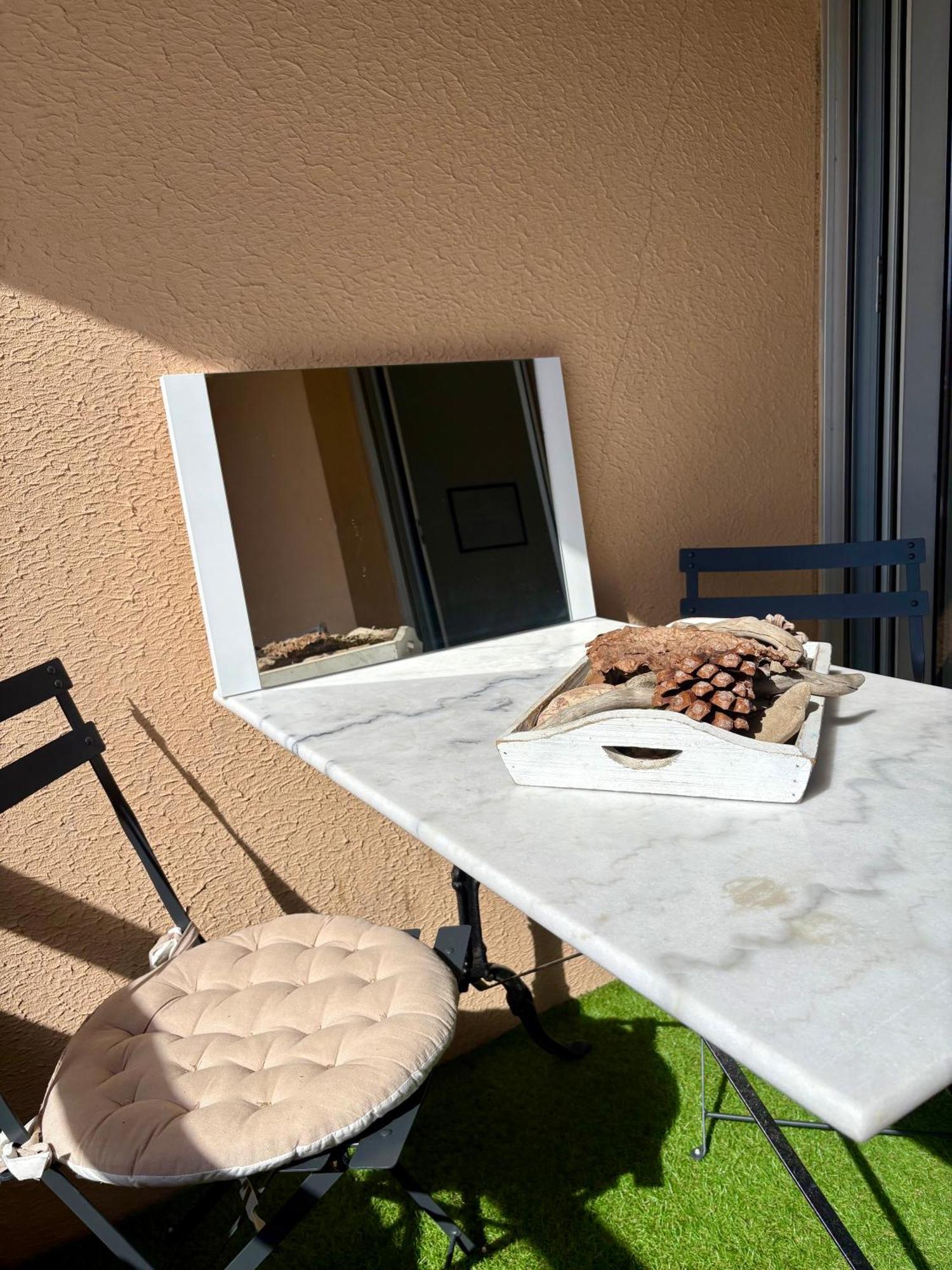 Apartament Sejour Au Port Hyères Zewnętrze zdjęcie